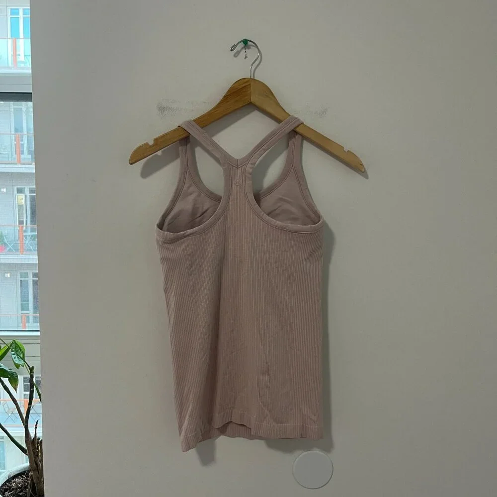 Lululemon Light Pink Ribbed Racerback Workout Tank Size 6 - Picture 4 of 5